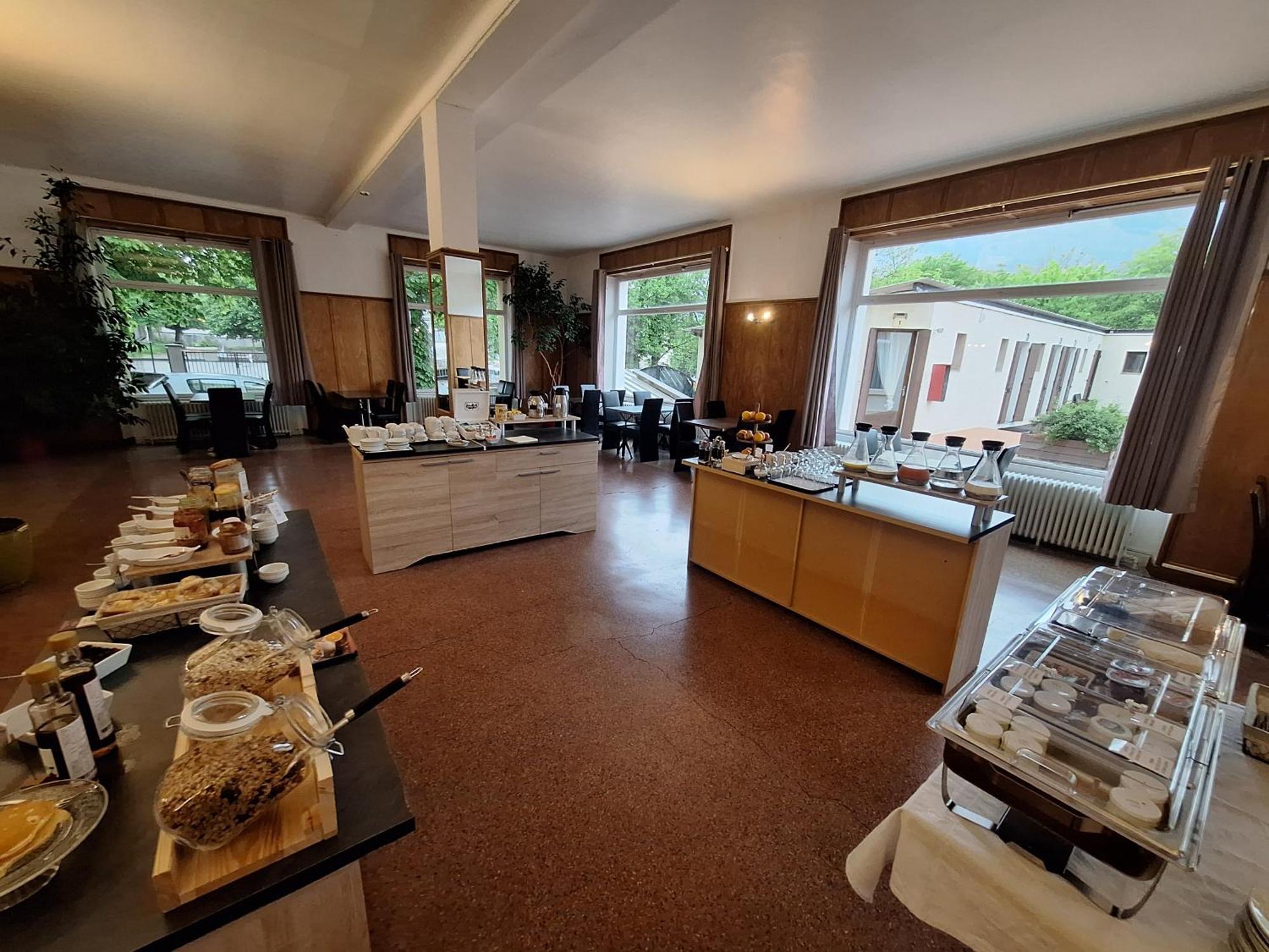 Hotel Le Connetable Saint-Bonnet-en-Champsaur Exterior photo