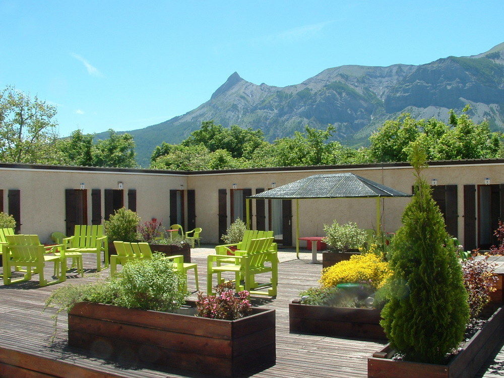 Hotel Le Connetable Saint-Bonnet-en-Champsaur Exterior photo